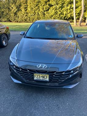 2021 Hyundai ELANTRA Limited