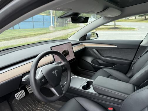 2023 Tesla Model 3 Performance