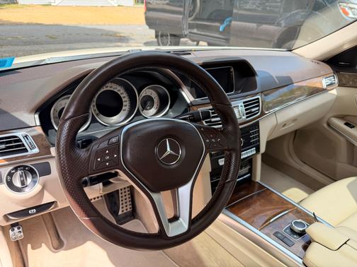 White 2016 Mercedes-Benz E-Class E 350 4MATIC