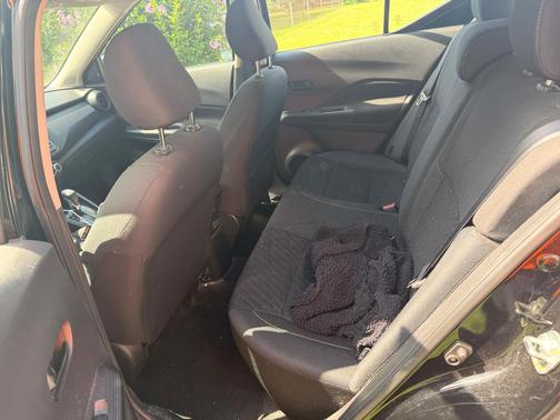 Black 2021 Nissan Kicks S