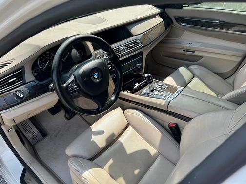 2012 BMW 750 Li