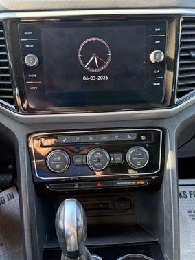 Black 2021 Volkswagen Atlas 3.6L SEL Premium