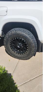 White 2021 Toyota Tacoma SR5