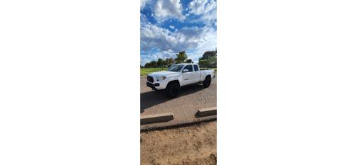 White 2021 Toyota Tacoma SR5