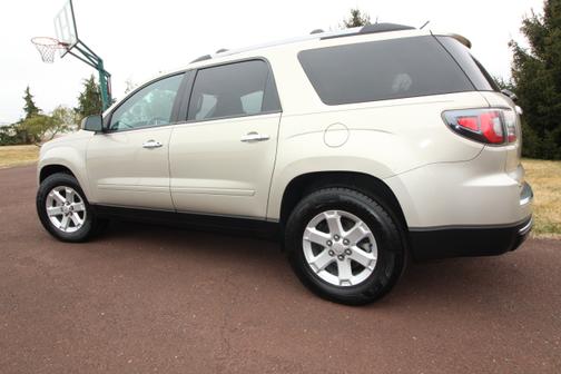 2016 GMC Acadia SLE-1