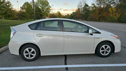 2014 Toyota Prius Three
