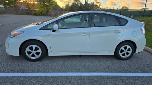 2014 Toyota Prius Three