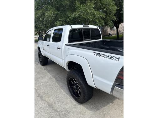 2015 Toyota Tacoma Base