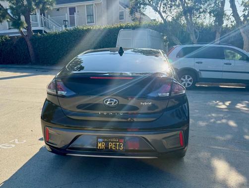 Black 2020 Hyundai IONIQ Hybrid SEL