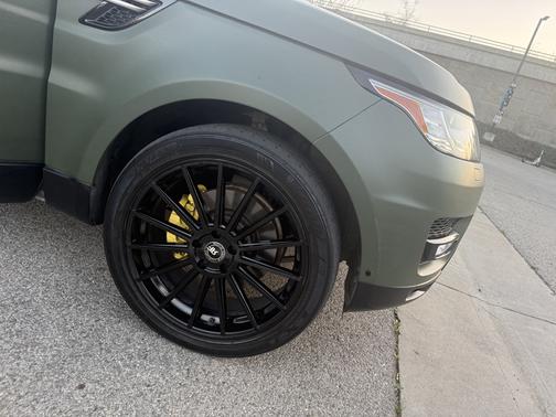 2017 Land Rover Range Rover Sport 3.0L Turbocharged Diesel SE Td6