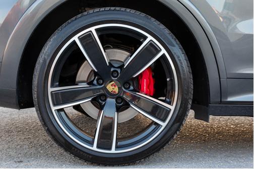 2021 Porsche Cayenne GTS