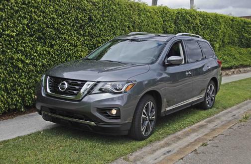 2017 Nissan Pathfinder S