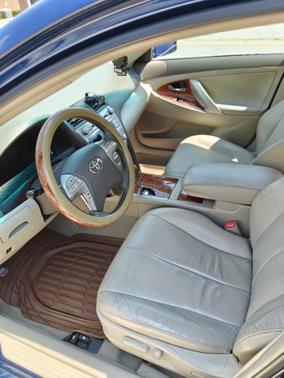 Blue 2010 Toyota Camry XLE