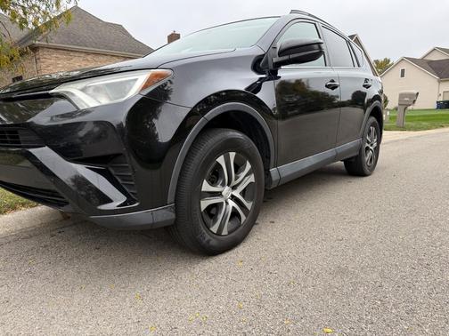 Black 2018 Toyota RAV4 LE
