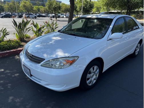 2002 Toyota Camry LE