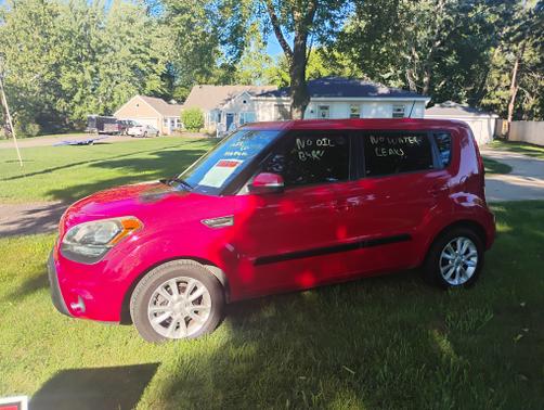 2012 Kia Soul +