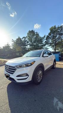 2016 Hyundai TUCSON SE