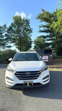 2016 Hyundai TUCSON SE