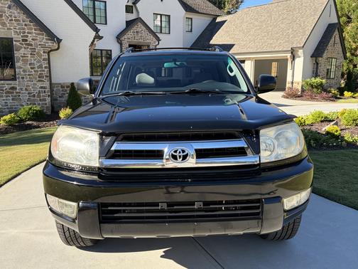 Black 2005 Toyota 4Runner SR5