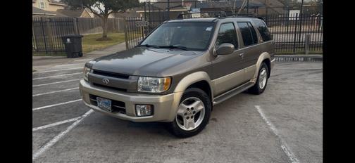 2003 INFINITI QX4 Base