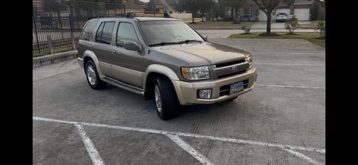 2003 INFINITI QX4 Base