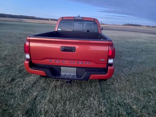 2016 Toyota Tacoma TRD Sport