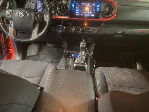 2016 Toyota Tacoma TRD Sport