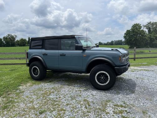 2022 Ford Bronco Badlands Advanced