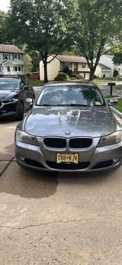 Gray 2011 BMW 328 i xDrive