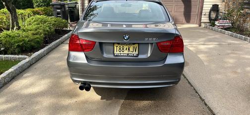 Gray 2011 BMW 328 i xDrive