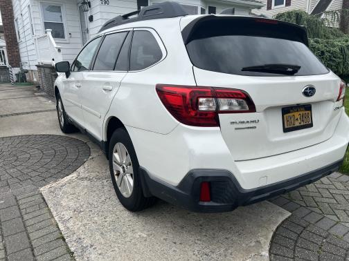 2018 Subaru Outback 2.5i Premium