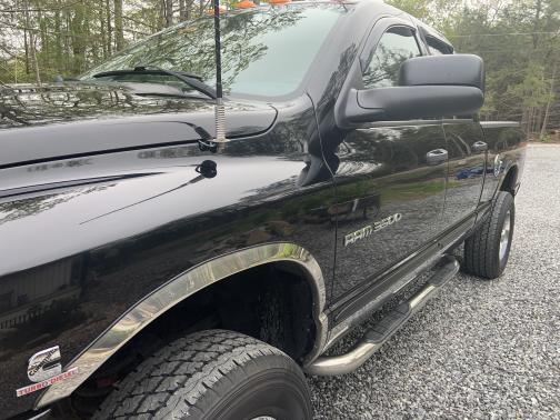 2004 Dodge Ram 3500 SLT Quad Cab