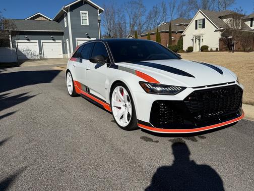 2025 Audi RS 6 Avant performance 4.0