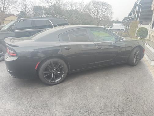 2018 Dodge Charger SXT