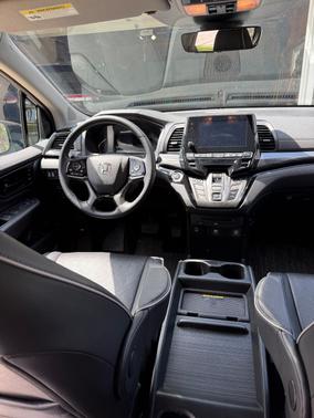 Black 2023 Honda Odyssey Elite