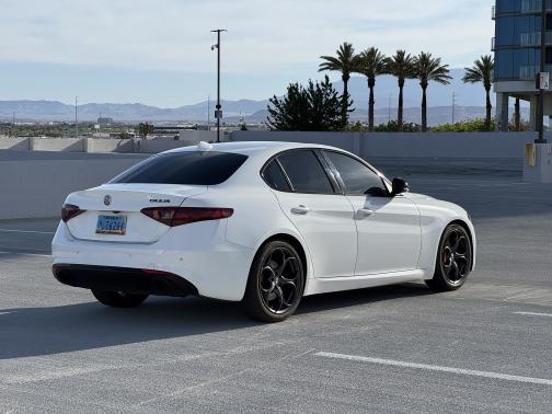 2019 Alfa Romeo Giulia Base