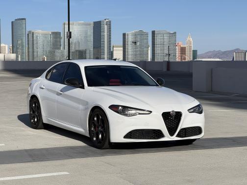2019 Alfa Romeo Giulia Base