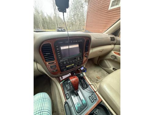 2002 Lexus LX 470 Base