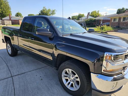 2017 Chevrolet Silverado 1500 1LT