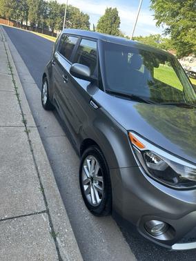 Gray 2017 Kia Soul +