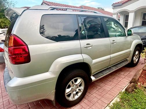 Brown 2004 Lexus GX 470 Base