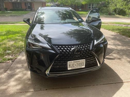 Black 2019 Lexus UX 200 Base