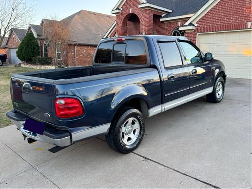 2002 Ford F-150 XLT SuperCrew