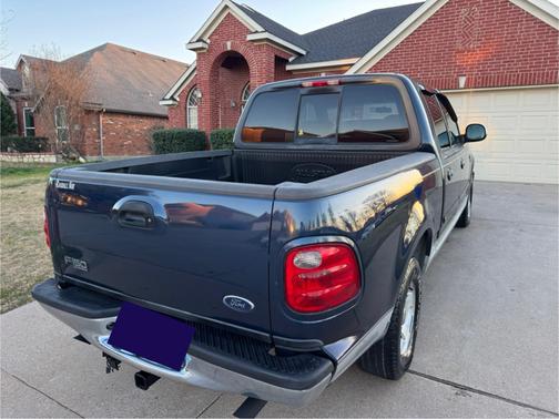 2002 Ford F-150 XLT SuperCrew