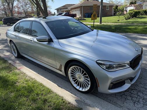 2016 BMW 750 i xDrive