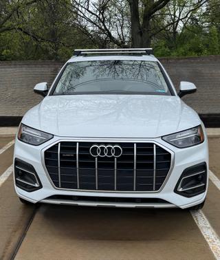 White 2021 Audi Q5 45 Premium