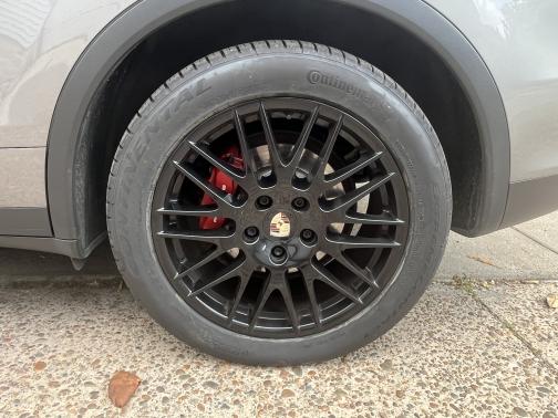 2011 Porsche Cayenne S