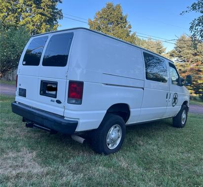 2012 Ford E350 Super Duty Cargo