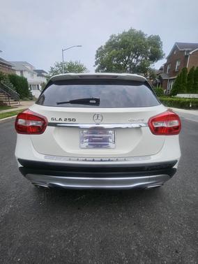 White 2017 Mercedes-Benz GLA 250 4MATIC