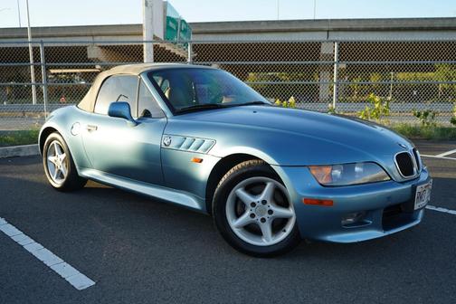 Blue 1998 BMW Z3 2.8 Roadster